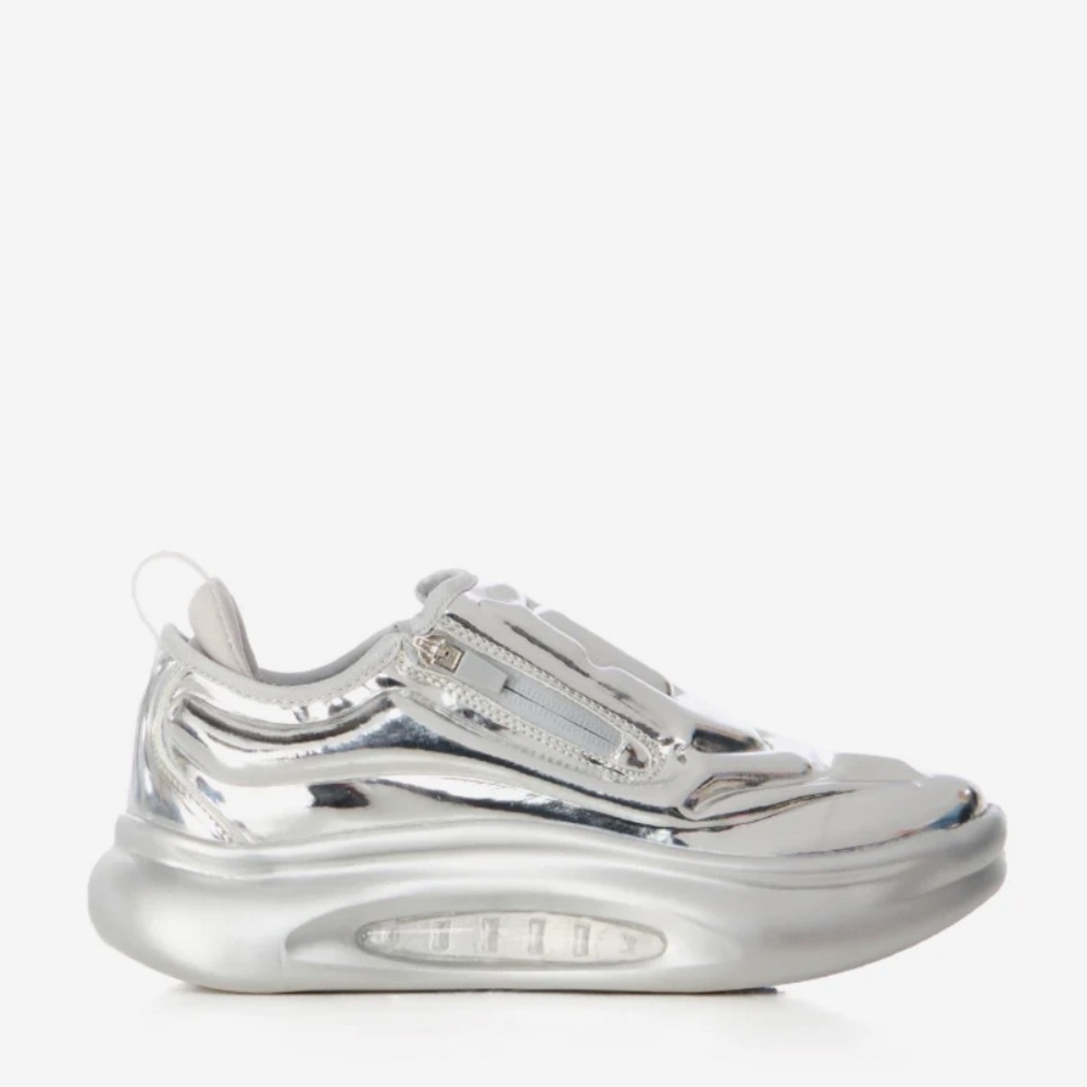 AZALEA WANG FRANCILLE
CHROME SILVER FUTURISTIC
SNEAKER